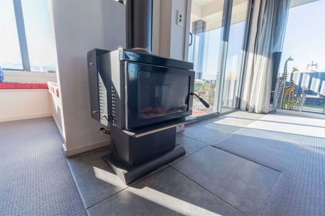 Photo of property in 12 Tawera Place, Te Anau, 9679