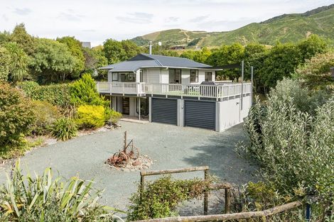 Photo of property in 169 Cable Bay Road, Hira, Nelson, 7071