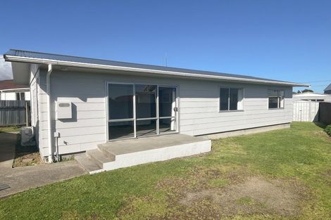 Photo of property in 108a Bartholomew Road, Levin, 5510