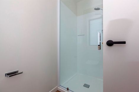 Photo of property in 77 Amohia Street, Paraparaumu, 5032