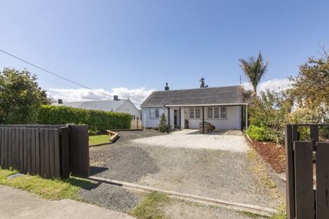 Photo of property in 86 Garfield Road, Helensville, 0800