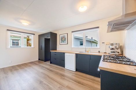 Photo of property in 16 Williams Street, Otane, 4202