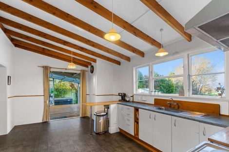 Photo of property in 233 Makino Road, Feilding, 4702