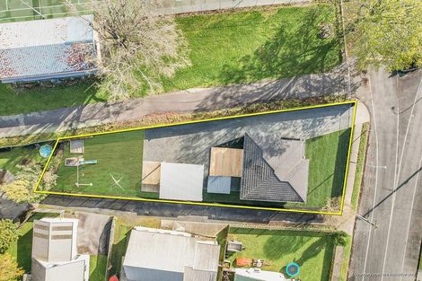 Photo of property in 35 Cureton Street, Morrinsville, 3300