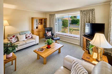 Photo of property in 2a Argyle Grove, Trentham, Upper Hutt, 5018