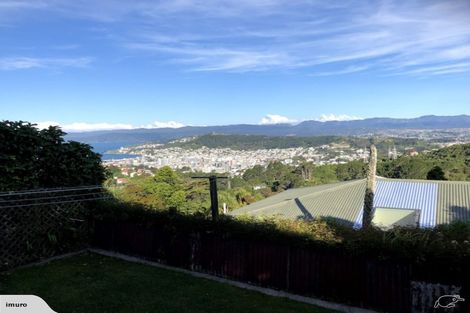 Photo of property in 17 Highbury Crescent, Highbury, Wellington, 6012