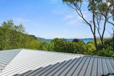 Photo of property in 19 Dillon Street, Lowry Bay, Lower Hutt, 5013