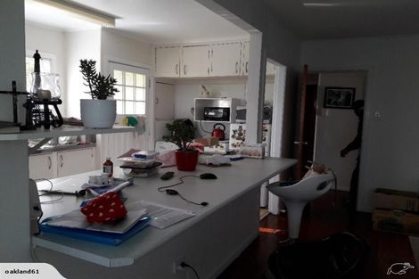 Photo of property in 39 Titoki Street, Te Atatu Peninsula, Auckland, 0610