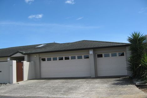 Photo of property in 22 Crispe Road, Clarks Beach, 2122