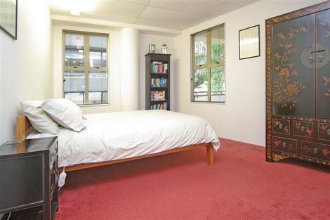 Photo of property in Sirocco Apartments, 302/8 Church Street, Wellington Central, Wellington, 6011