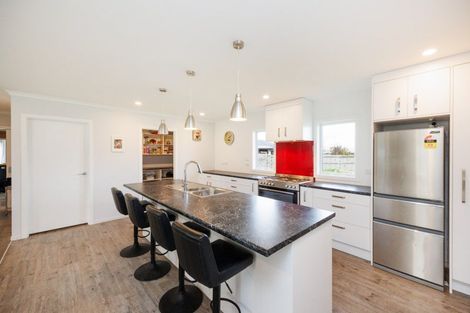 Photo of property in 13 Roots Street East, Feilding, 4702