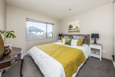 Photo of property in 28a Wairere Road, The Gardens, Auckland, 2105