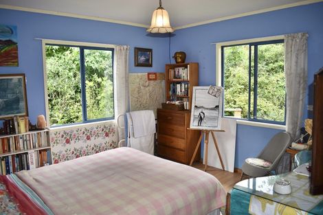 Photo of property in 40 Kaitawa Road, Hautere, Otaki, 5582