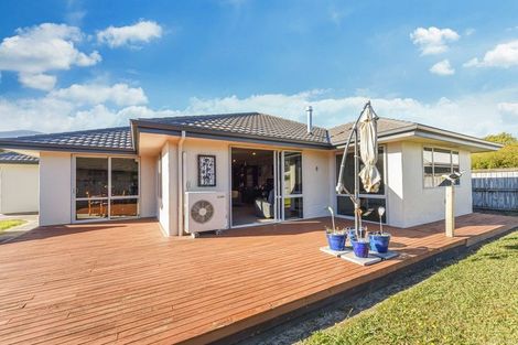 Photo of property in 13 Kebal Place, Stoke, Nelson, 7011