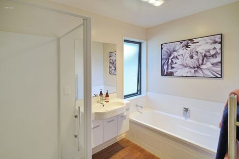 Photo of property in 10 Devlin Avenue, Rangiora, 7400