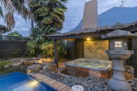 Photo of property in 2 La Cumbre Close, Bethlehem, Tauranga, 3110