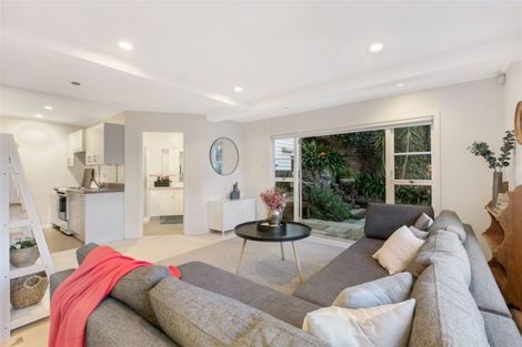 Photo of property in 23 Linwood Avenue, Mount Albert, Auckland, 1025