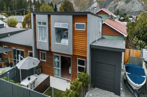 Photo of property in 30a Monaghan Street, Cromwell, 9310