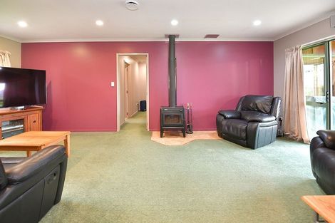 Photo of property in 5352 Kaipara Coast Highway, Wellsford, 0972