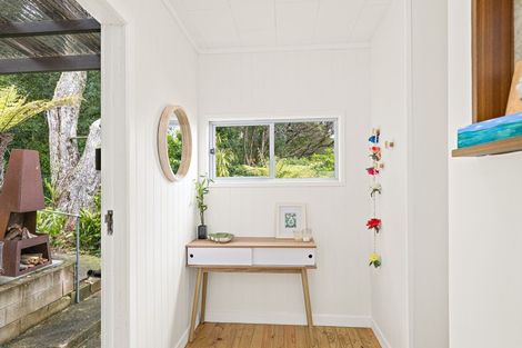 Photo of property in 9 Ferndale Drive, Snells Beach, 0920