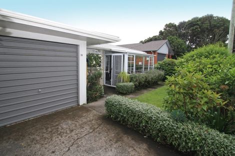 Photo of property in 20 Sackville Street, Fitzroy, New Plymouth, 4312