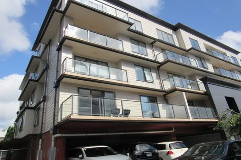 Photo of property in 66/68 Mountain Road, Mount Wellington, Auckland, 1072