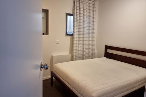 Photo of property in 237 Sunset Road, Sunnynook, Auckland, 0632