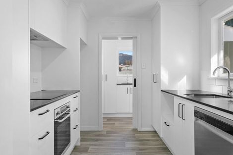 Photo of property in 19 Te Takinga Street, Turangi, 3334