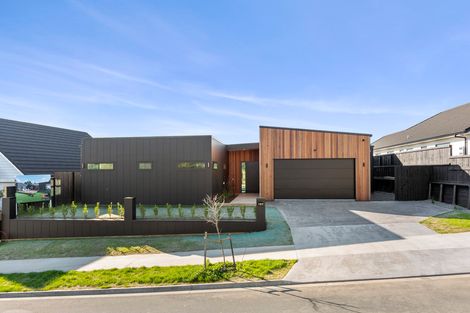 Photo of property in 127 Te Huia Drive, Flagstaff, Hamilton, 3210