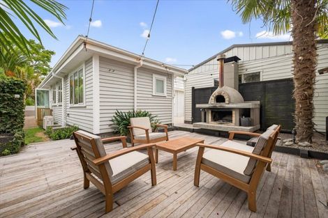 Photo of property in 17 Boucher Avenue, Te Puke, 3119