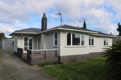 Photo of property in 28 Charles Road, Hannahs Bay, Rotorua, 3010