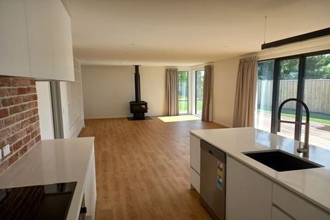 Photo of property in 41 Quinn Crescent, Woodend, 7610