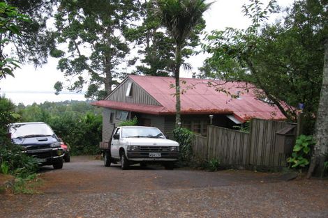 Photo of property in 80 Park Road, Titirangi, Auckland, 0604