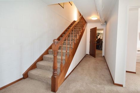 Photo of property in 29 Easther Crescent, Kew, Dunedin, 9012