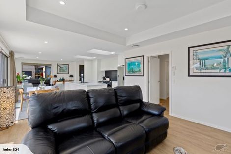 Photo of property in 39 Shepherd Road, Jacks Point, Queenstown, 9371