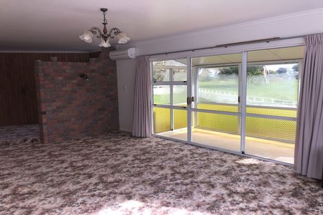 Photo of property in 44 Cumming Street, Okato, 4335