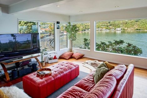 Photo of property in 202 Marine Drive, Lowry Bay, Lower Hutt, 5013