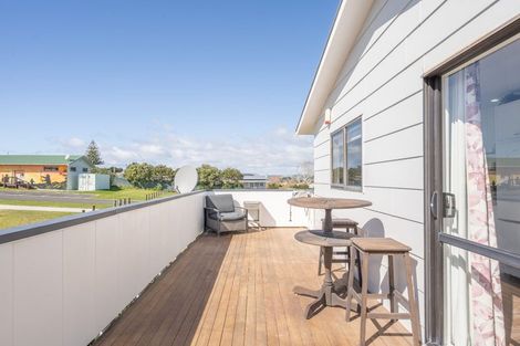 Photo of property in 308b Pukehina Parade, Pukehina, Te Puke, 3189