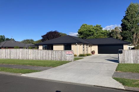 Photo of property in 1 Gladys Place, Levin, 5510