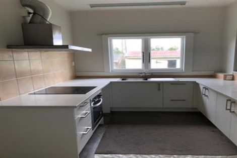 Photo of property in 27 Mason Avenue, Otahuhu, Auckland, 1062