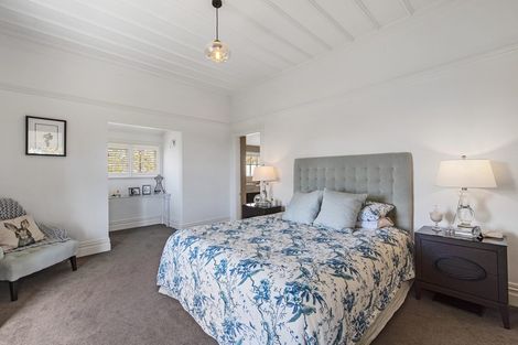 Photo of property in 52 Hinemoa Street, Birkenhead, Auckland, 0626