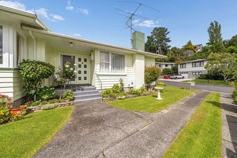 Photo of property in 17 Deller Grove, Silverstream, Upper Hutt, 5019