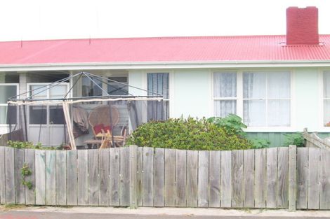 Photo of property in 13 Roberts Terrace, Onekawa, Napier, 4110