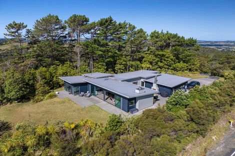 Photo of property in 102 West Road, Kaukapakapa, 0873