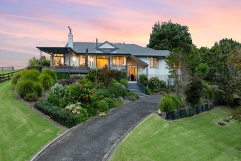 Photo of property in 25 Rewa Rewa Valley, Tairua, 3508
