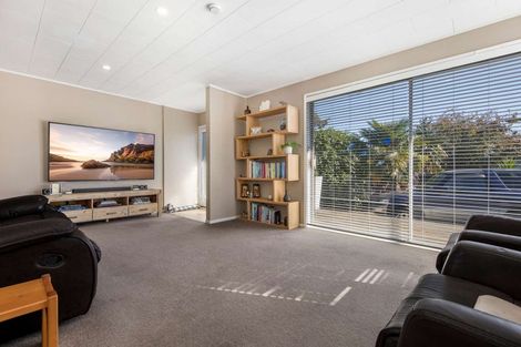 Photo of property in 68 Reelick Avenue, Pakuranga Heights, Auckland, 2010