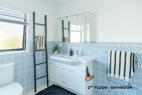 Photo of property in 2a Taylor Road, Papamoa Beach, Papamoa, 3118