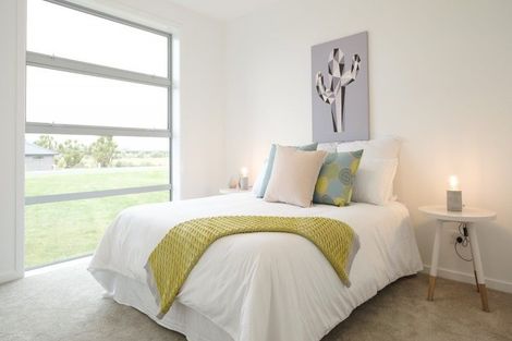 Photo of property in 6 Dame Nganeko Drive, Glenbrook, 2681