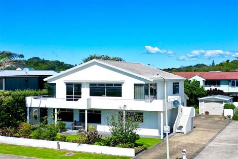 Photo of property in 86 Ocean Road, Ohope, 3121