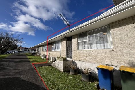 Photo of property in 2/10 Mayville Avenue, New Lynn, Auckland, 0600